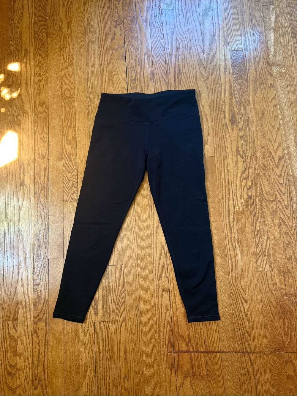 Athleta High-Rise Black Altitude Tight in Polartec Power Stretch, Size L - Picture 2 of 4